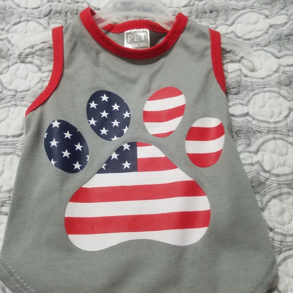 Dog shirt size Small new never worn